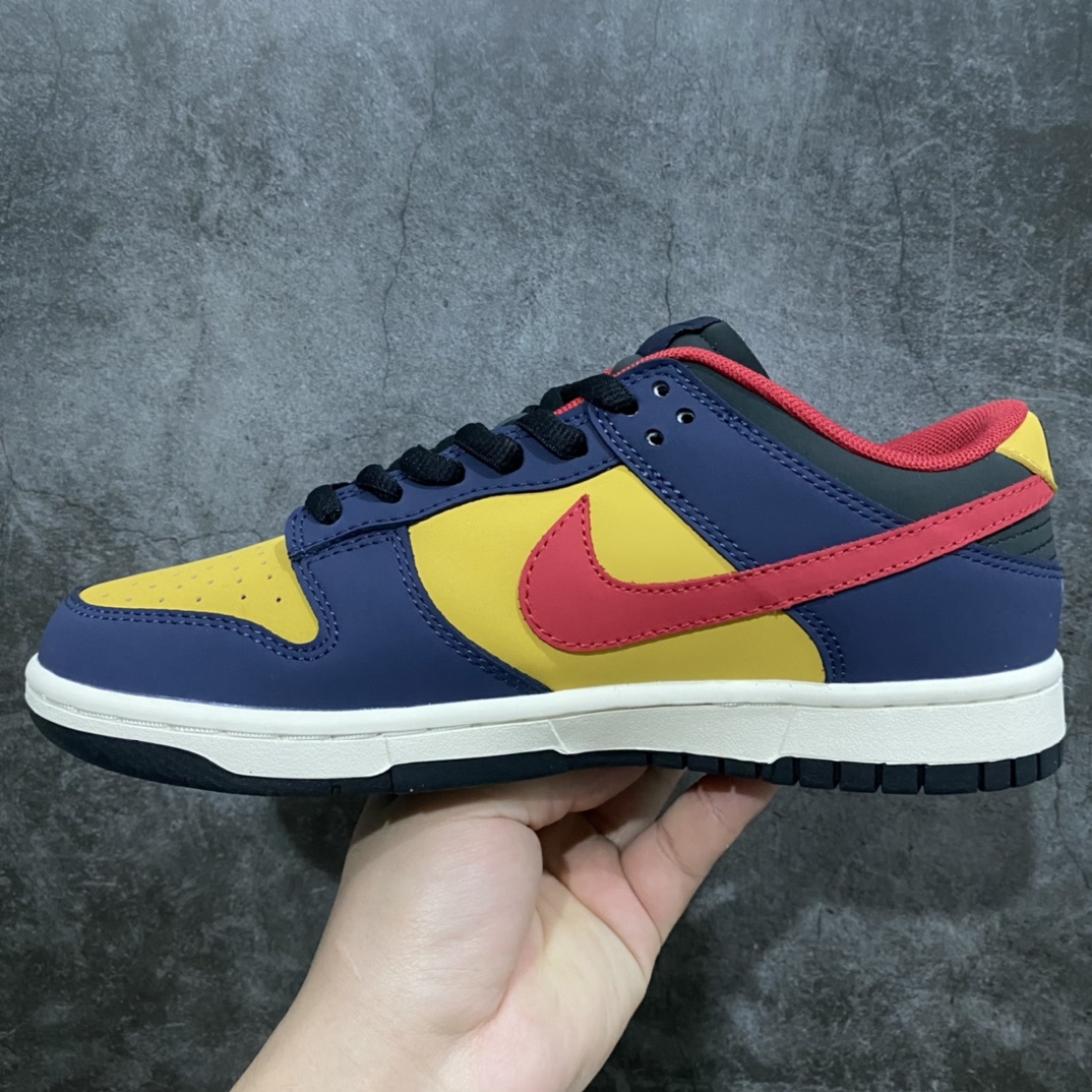 Otomo Katsuhiro x Nike SB Dunk Low ”Steamboy OST” Creative Customized Collaboration Sneakers KK6388-639