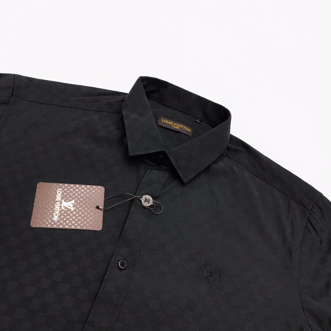 “Classic CJCR Leisure Shirt: Quality Style with Unique Details in Multiple Sizes” - 图片 3