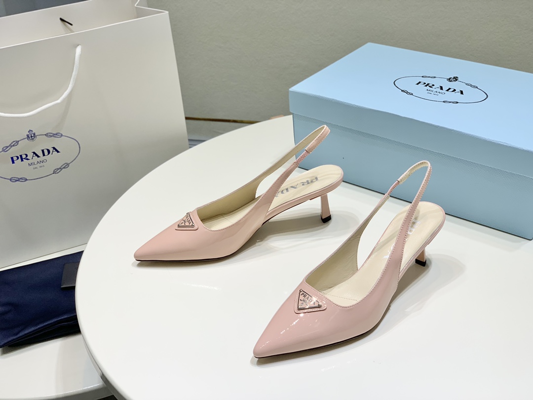 NO:259824,P single shoe back empty Prad P home new triangular button kitten heels high heels/sandals genuine leather sole heels height: 6.5cm positive size: 35-39 custom made 34.40.41, high heels, prada, sandals, high heels19860909P单鞋后空 Prad P家新款三角扣小猫跟高跟鞋/凉鞋 真皮底 跟高:6.5cm 正码:35-39定做34.40.41,高跟鞋,prada,sandals,high heels,Women's Shoes