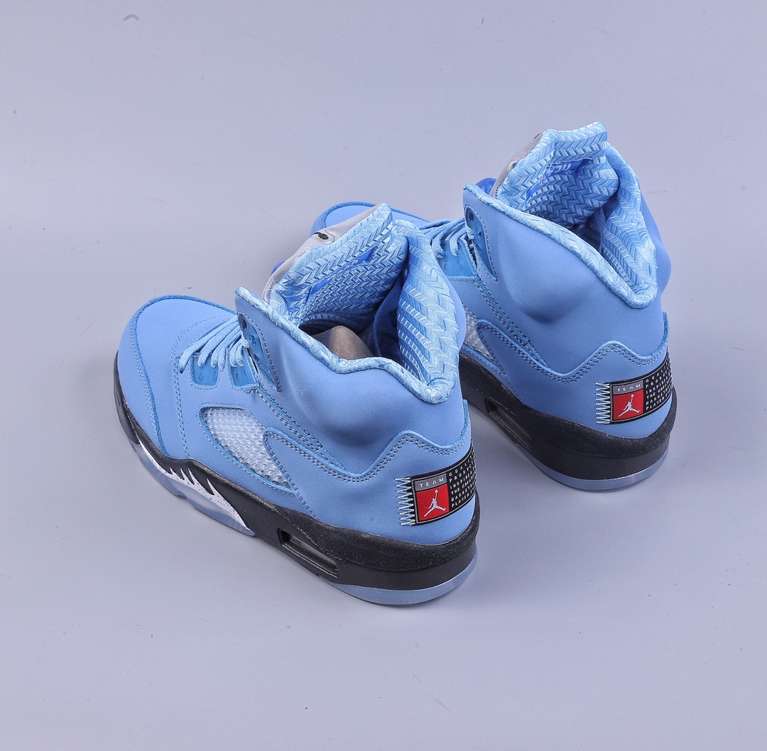 260 Air Jordan 5 ”University Blue” AJ5 乔5北卡蓝 DV1310-401