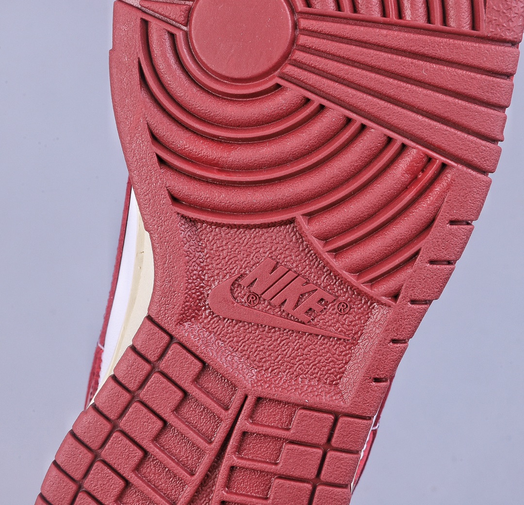 300 Nike Dunk Low PRM ”Team Red ” and White 做旧白红 复古白红  FJ4555-100