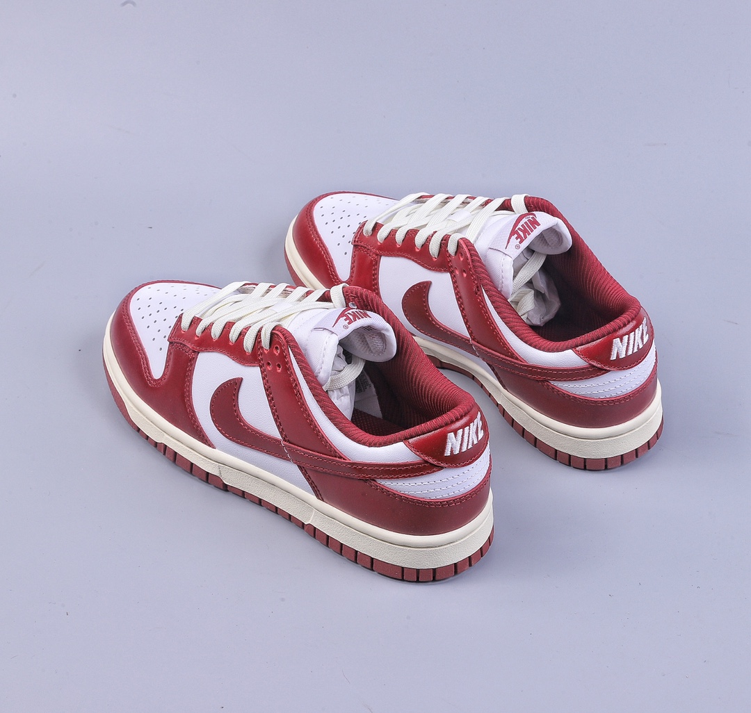 300 Nike Dunk Low PRM ”Team Red ” and White 做旧白红 复古白红  FJ4555-100