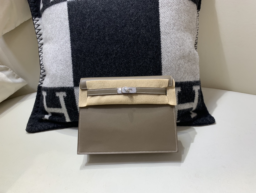 Hermes Kelly Torebki Torby typu crossbody i na ramię Słoń szary Szary Srebrny sprzęt