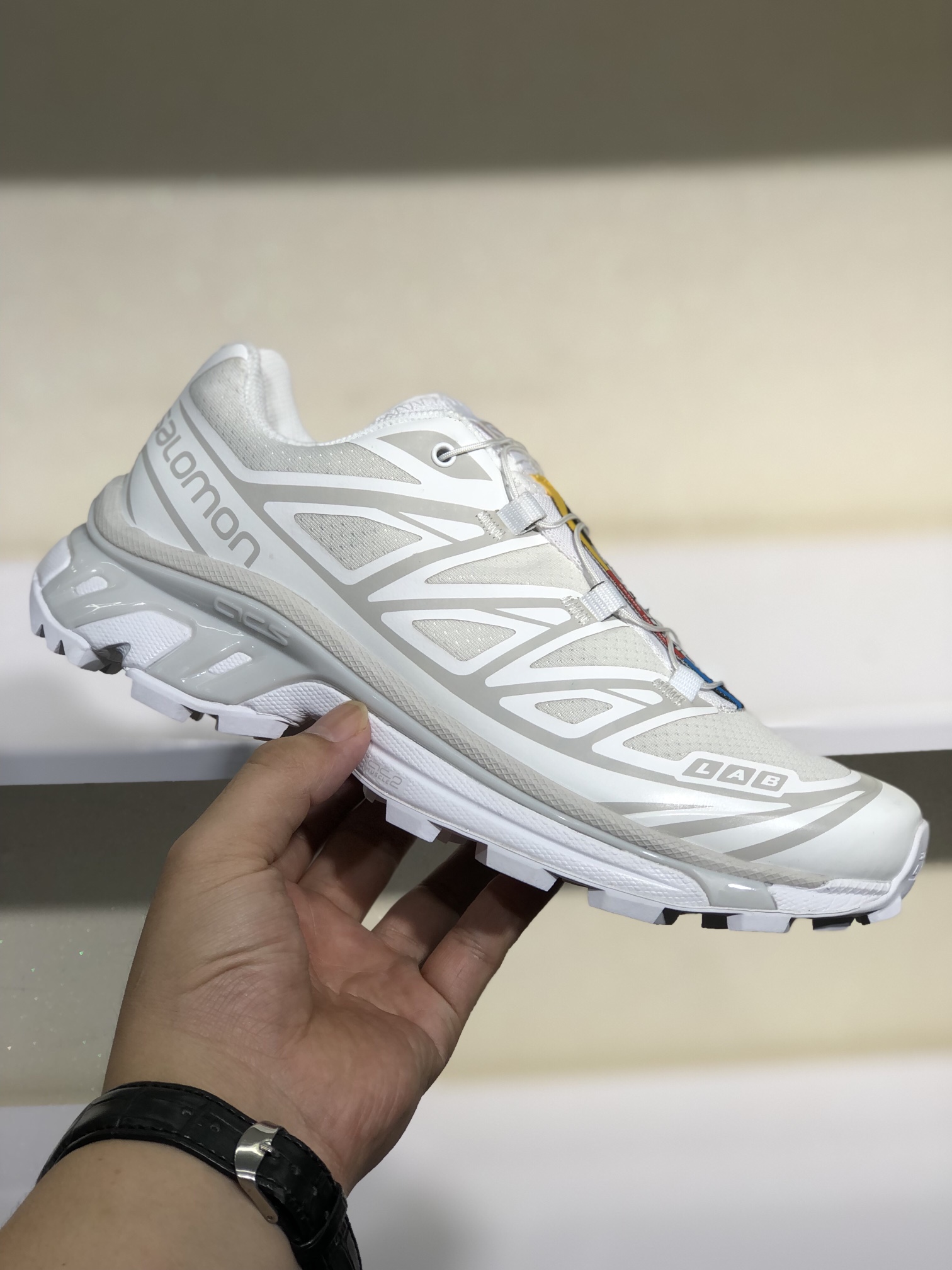 NO:276476,Spot Salomon White Top version Spot supply Size:36 36.5 37.5 38 38.5 39 40.5 41 42 42.5 43 44 44.5 45 46,19860909档口现货 萨洛蒙Salomon白色 顶级版本现货供应 Size:36 36.5 37.5 38 38.5 39 40.5 41 42 42.5 43 44 44.5 45 46,,Men's shoes