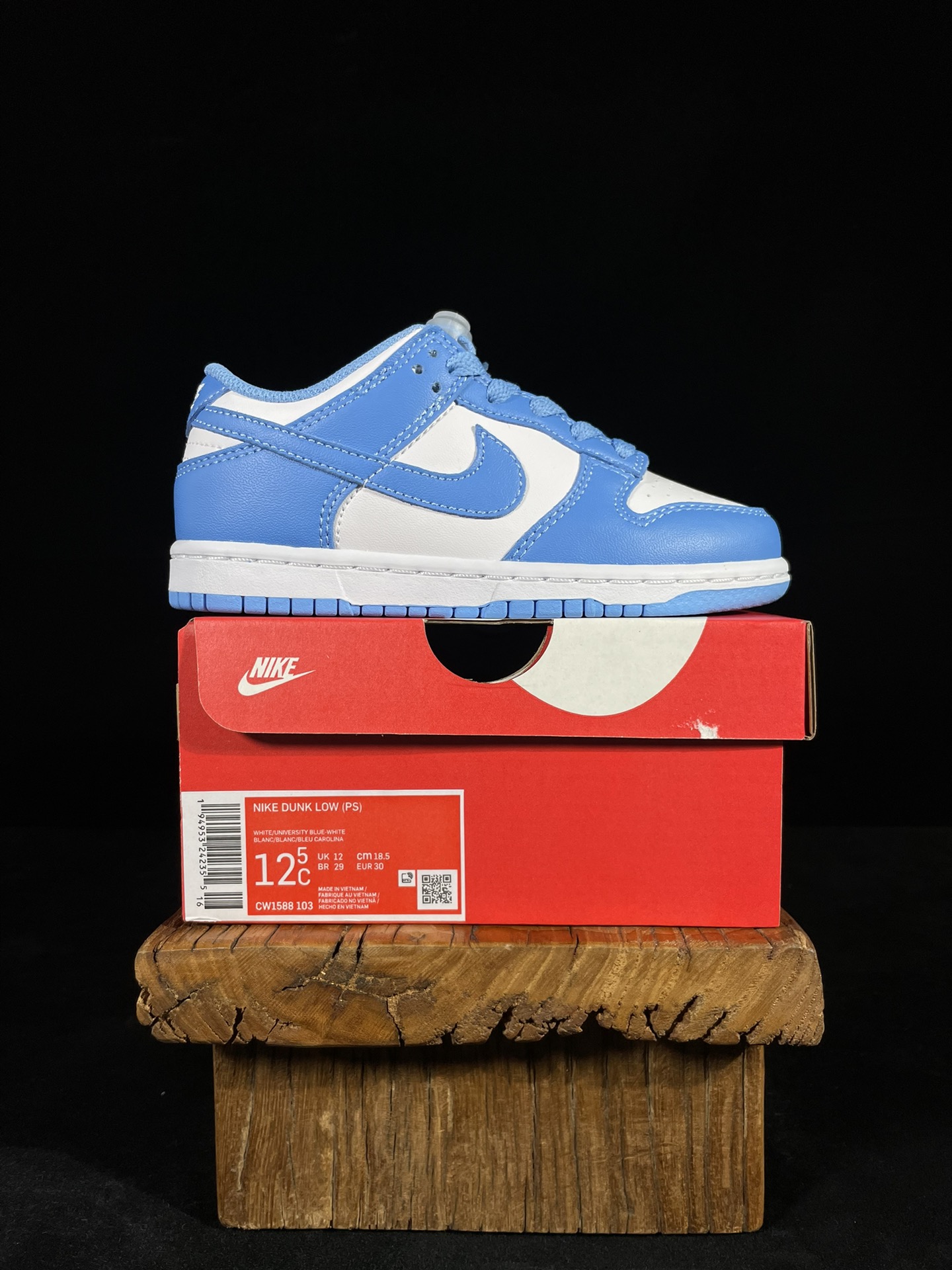 特价清货 福利特价‼️ 核心价格表私 
童鞋dunk 北卡蓝
C版大厂出品，比市面小厂童鞋品质好太多了！