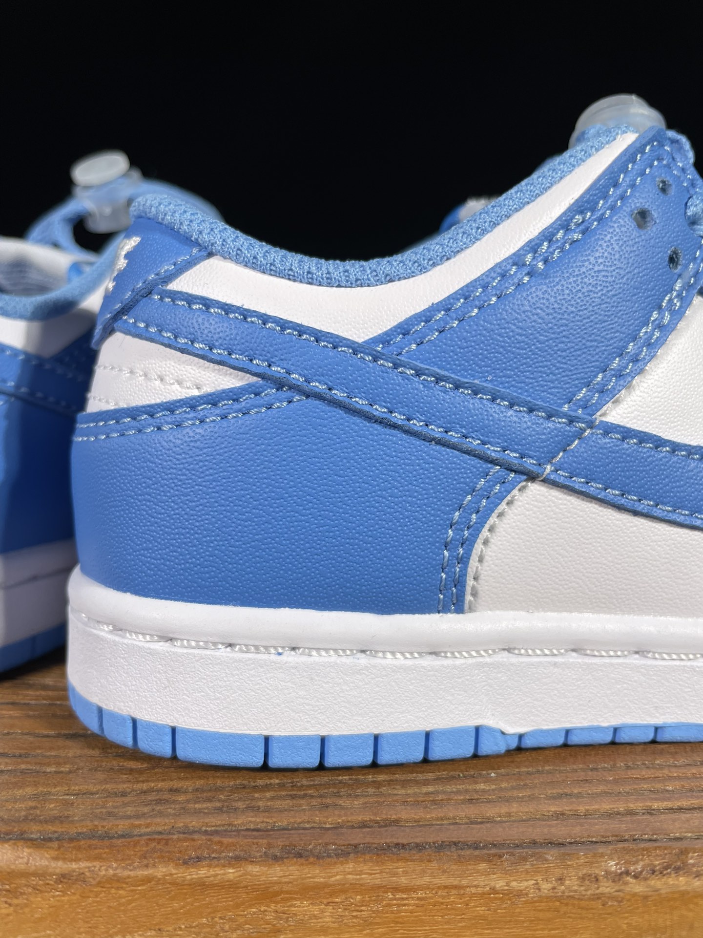 特价清货 福利特价‼️ 核心价格表私 
童鞋dunk 北卡蓝
C版大厂出品，比市面小厂童鞋品质好太多了！