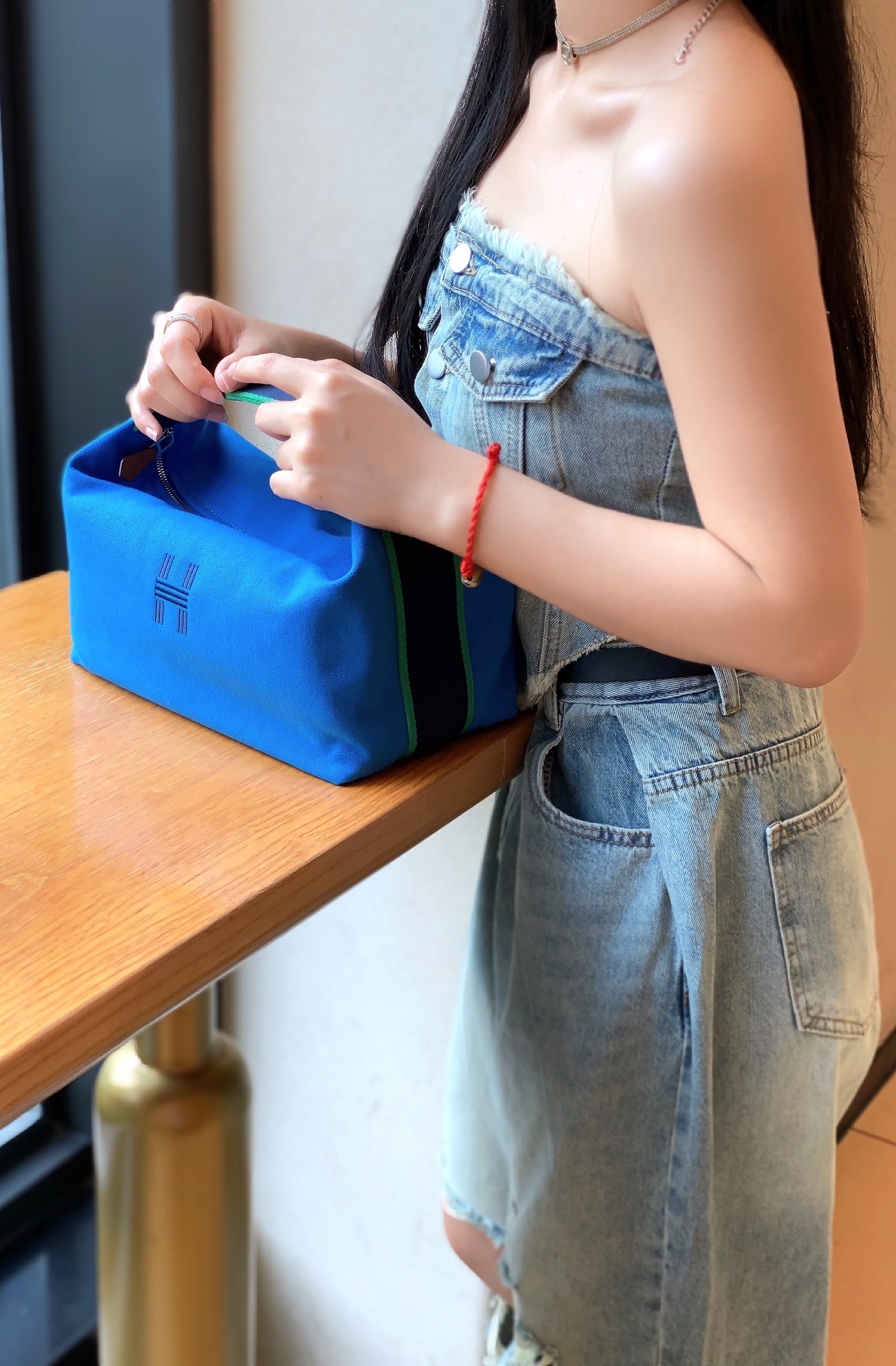 _dfT9sLw1kKS1pX1iWWcV7ipzYce-Esmsz2M6Y8Q