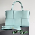Bottega Veneta BV Intrecciato Handbags Tote Bags Weave Lambskin Sheepskin