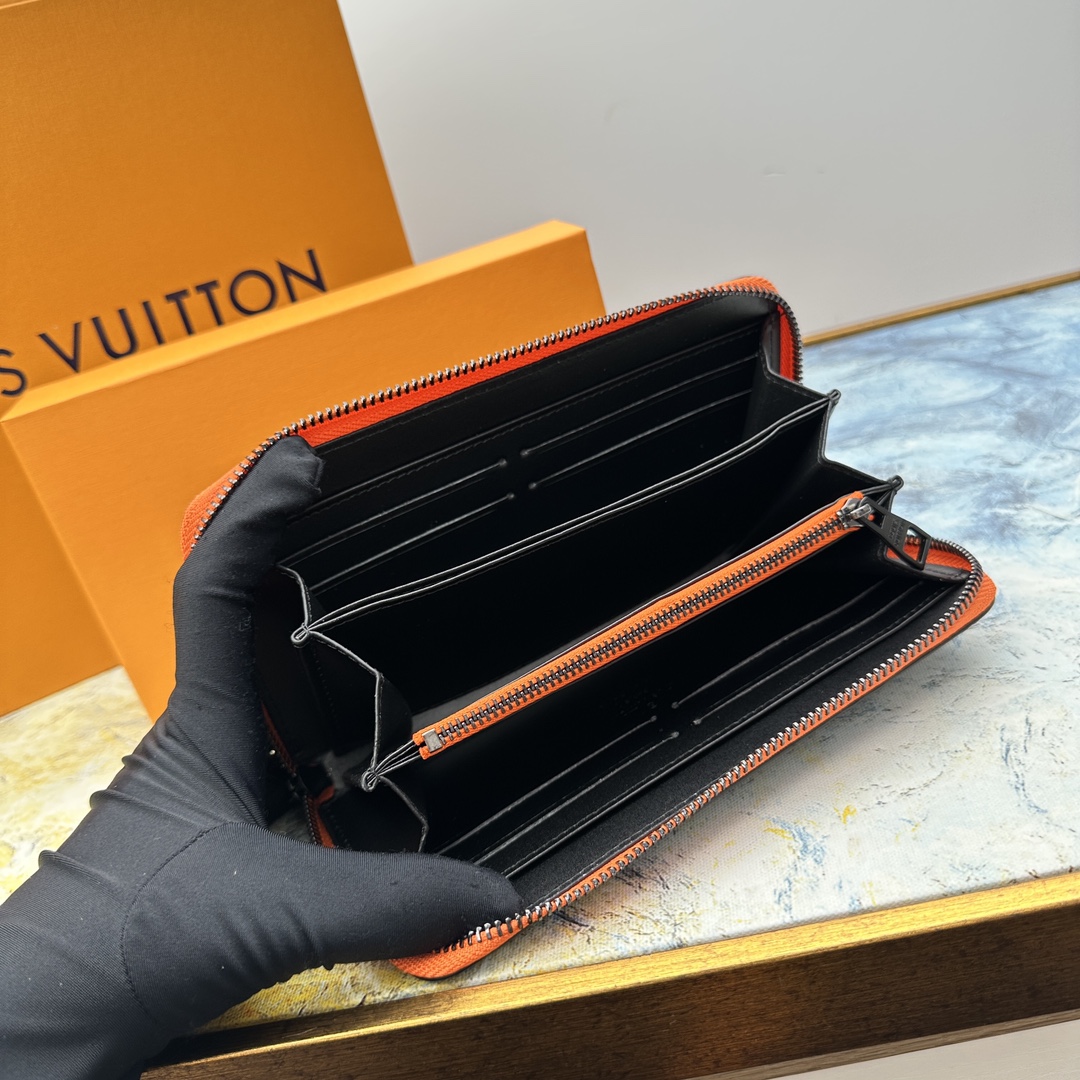 Long leather wallet with a phone