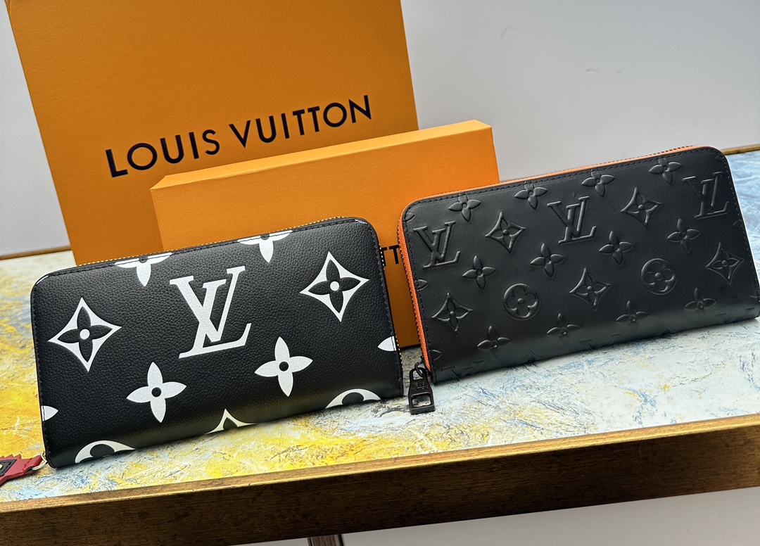 Premium leather zip wallet