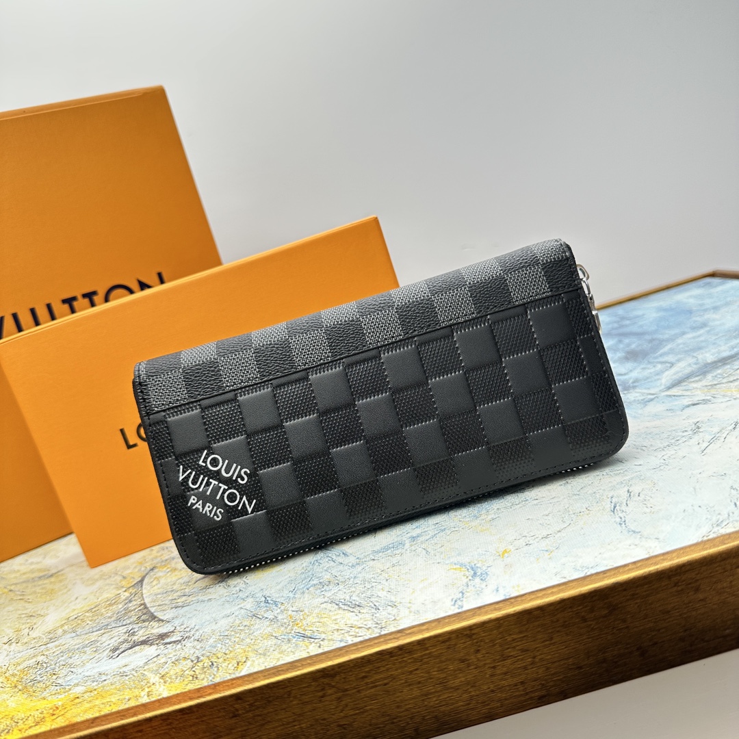 Damier Graphite zip wallet front view