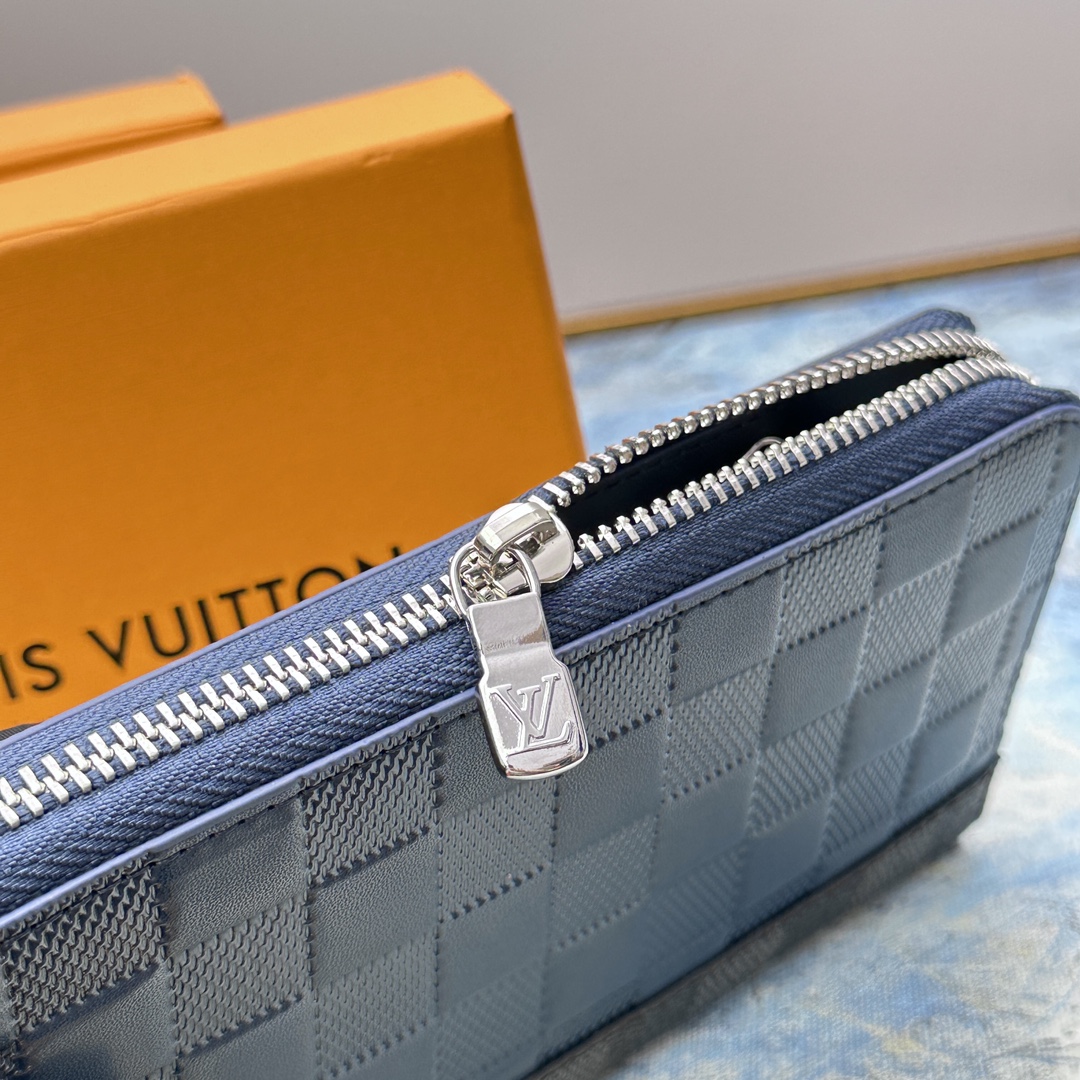 Classic leather zip around wallet material