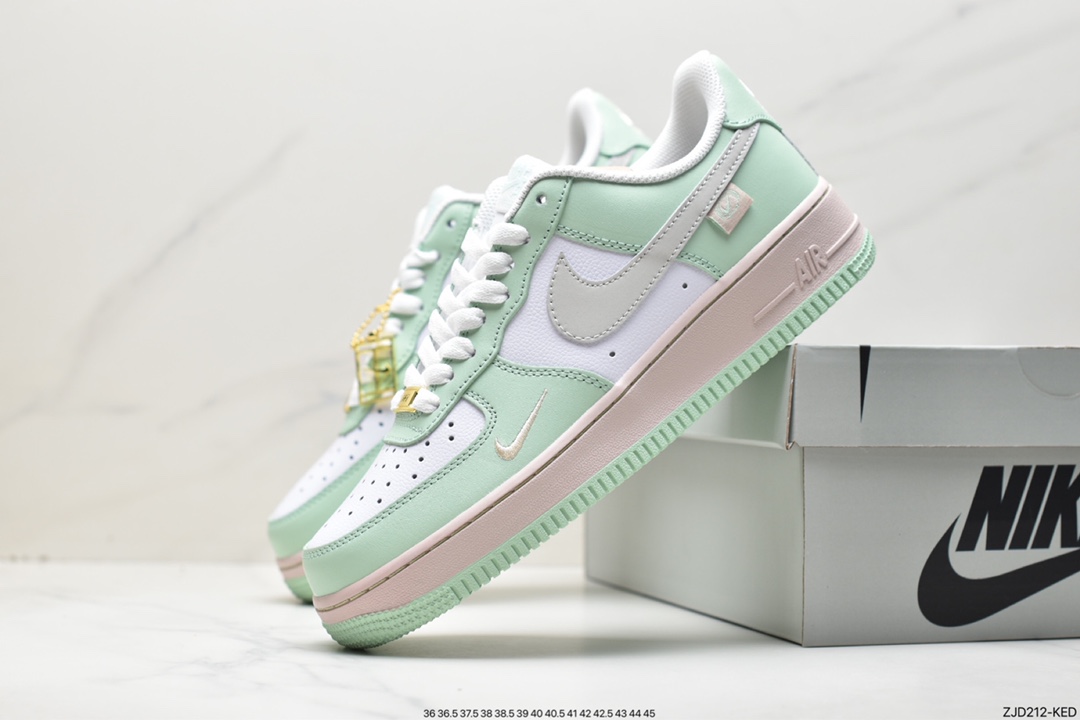 Air Force 1 '07 Air Force One adopts the overall appearance of tooling gray DB3301-099