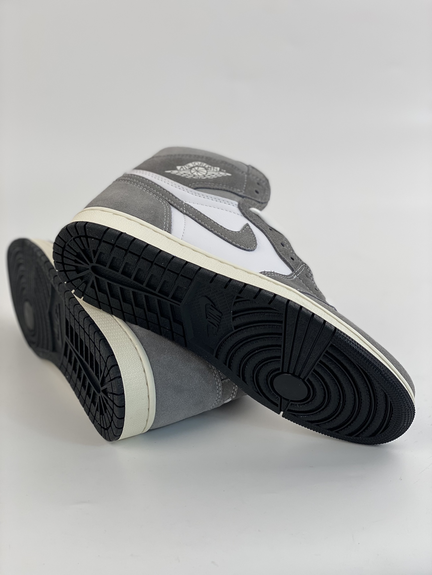 260 莞产原底面 市售性价比之王 Air Jordan 1 High OG ”Washed Black” 水洗灰 DZ5485-051