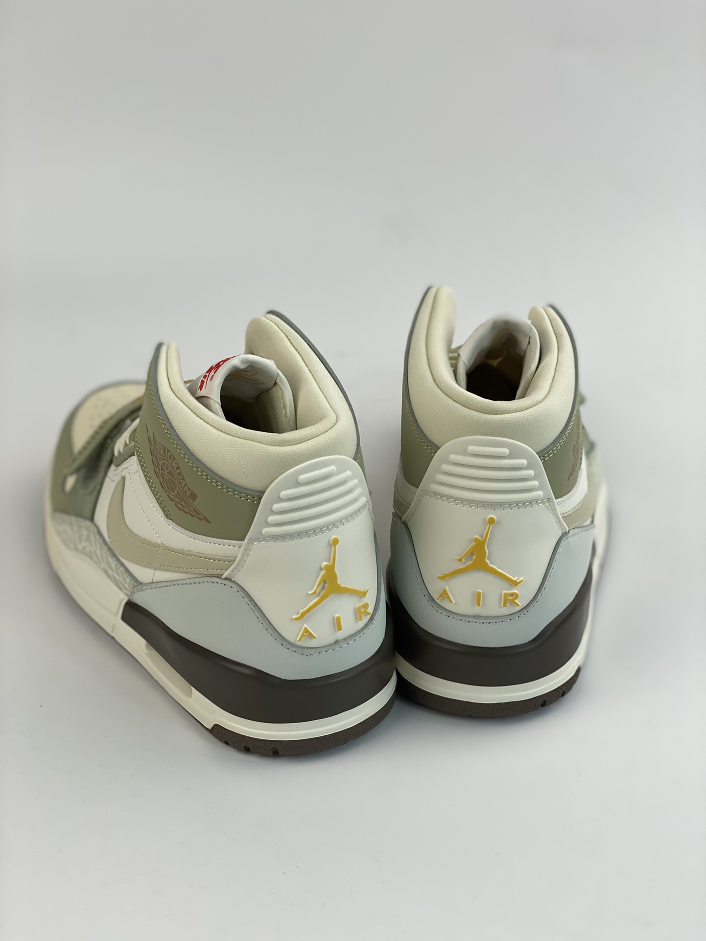 260 [Nike Air Jordan Legacy 312 High 乔丹最强三合一混合版 FD9907-111