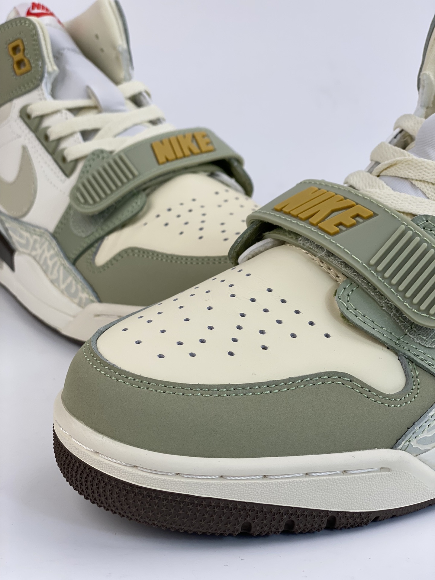 260 [Nike Air Jordan Legacy 312 High 乔丹最强三合一混合版 FD9907-111