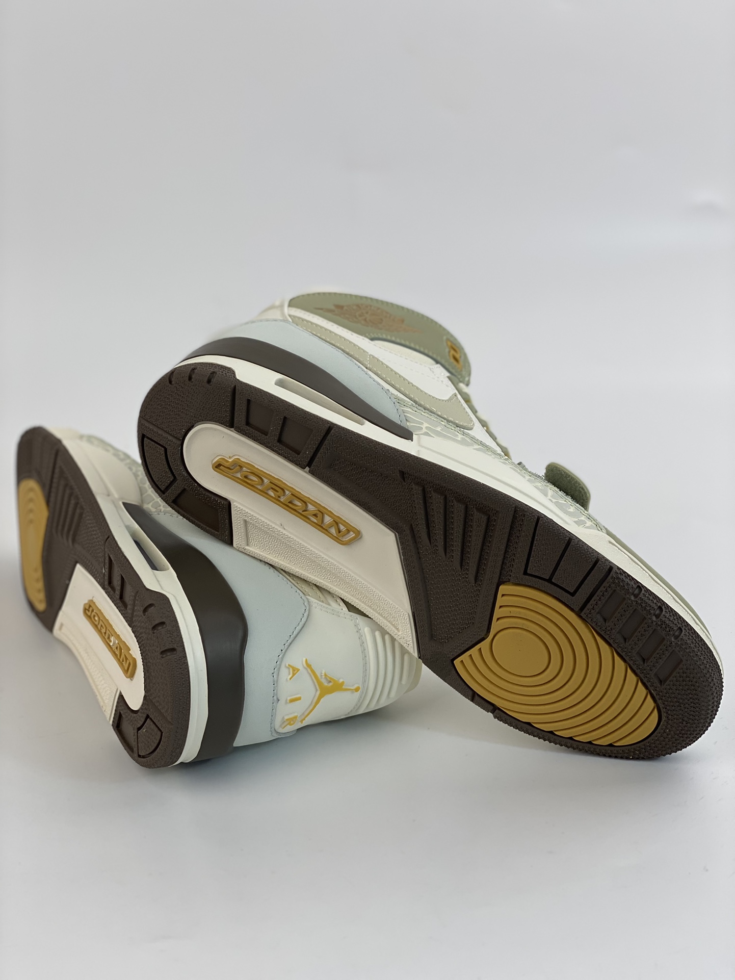 260 [Nike Air Jordan Legacy 312 High 乔丹最强三合一混合版 FD9907-111