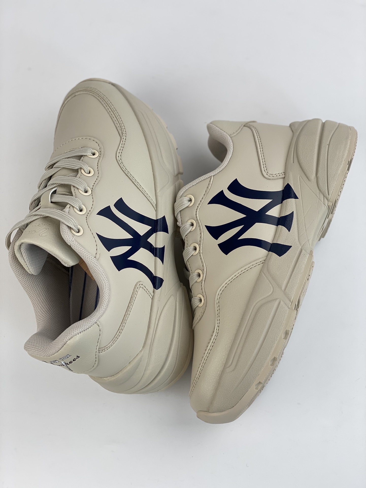 MLB Chunky Dia Monogram Retro Printed Daddy Shoes MLBS-0003