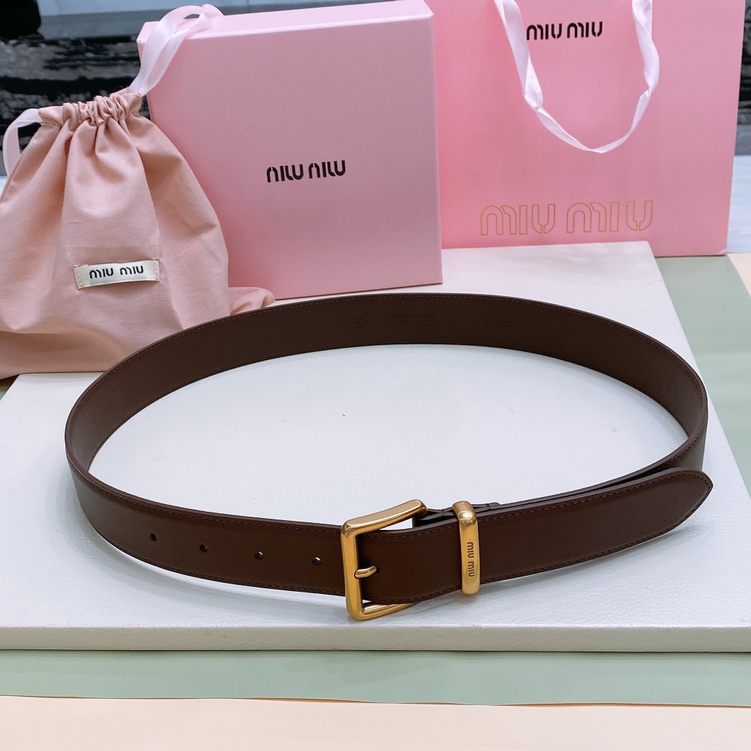 咖啡色miumiu23金属搭扣.腰带