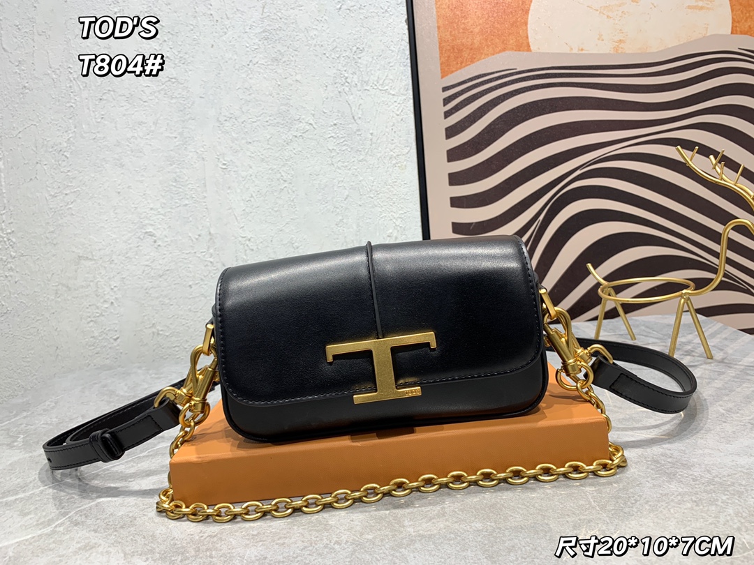 440 TOD’S TTIMELESS 斜挎包出货 本款长方形手袋以粒面牛皮制成