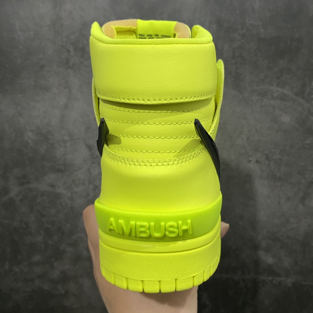 The Ambush x Nike SB Dunk High skateboard shoes high-top joint fluorescent green big hook CU7544-400