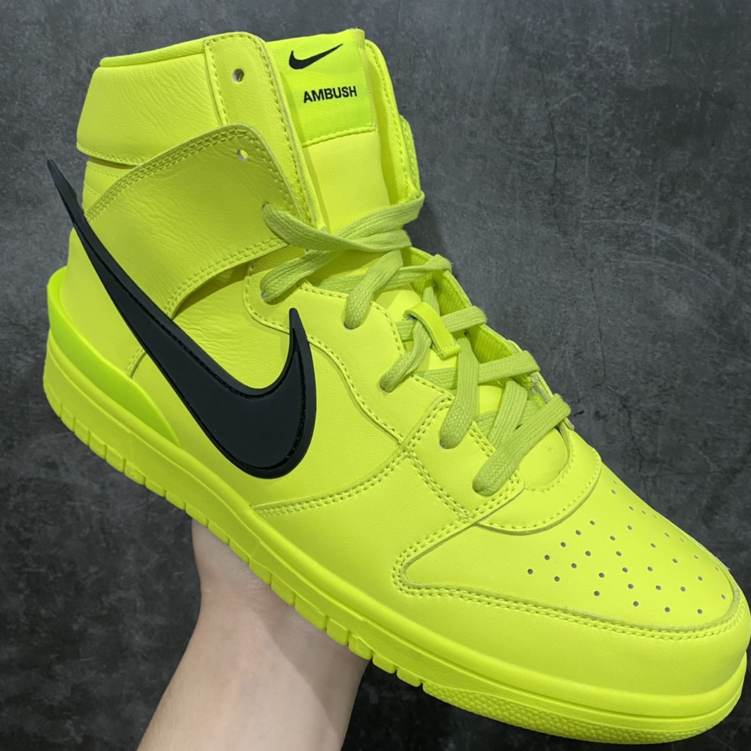 The Ambush x Nike SB Dunk High skateboard shoes high-top joint fluorescent green big hook CU7544-400