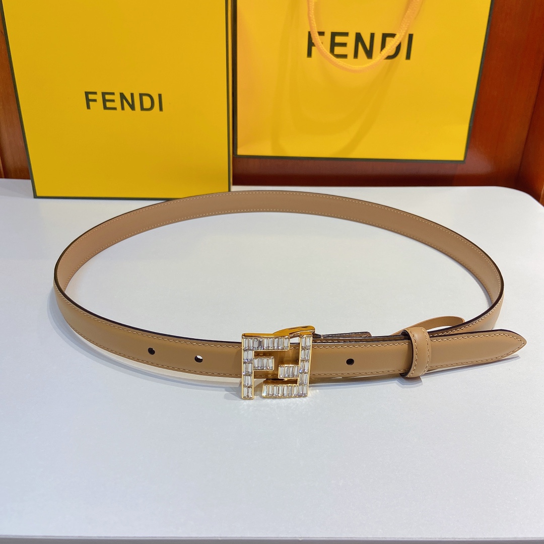 芬迪FENDI双面原版皮腰带采用原版