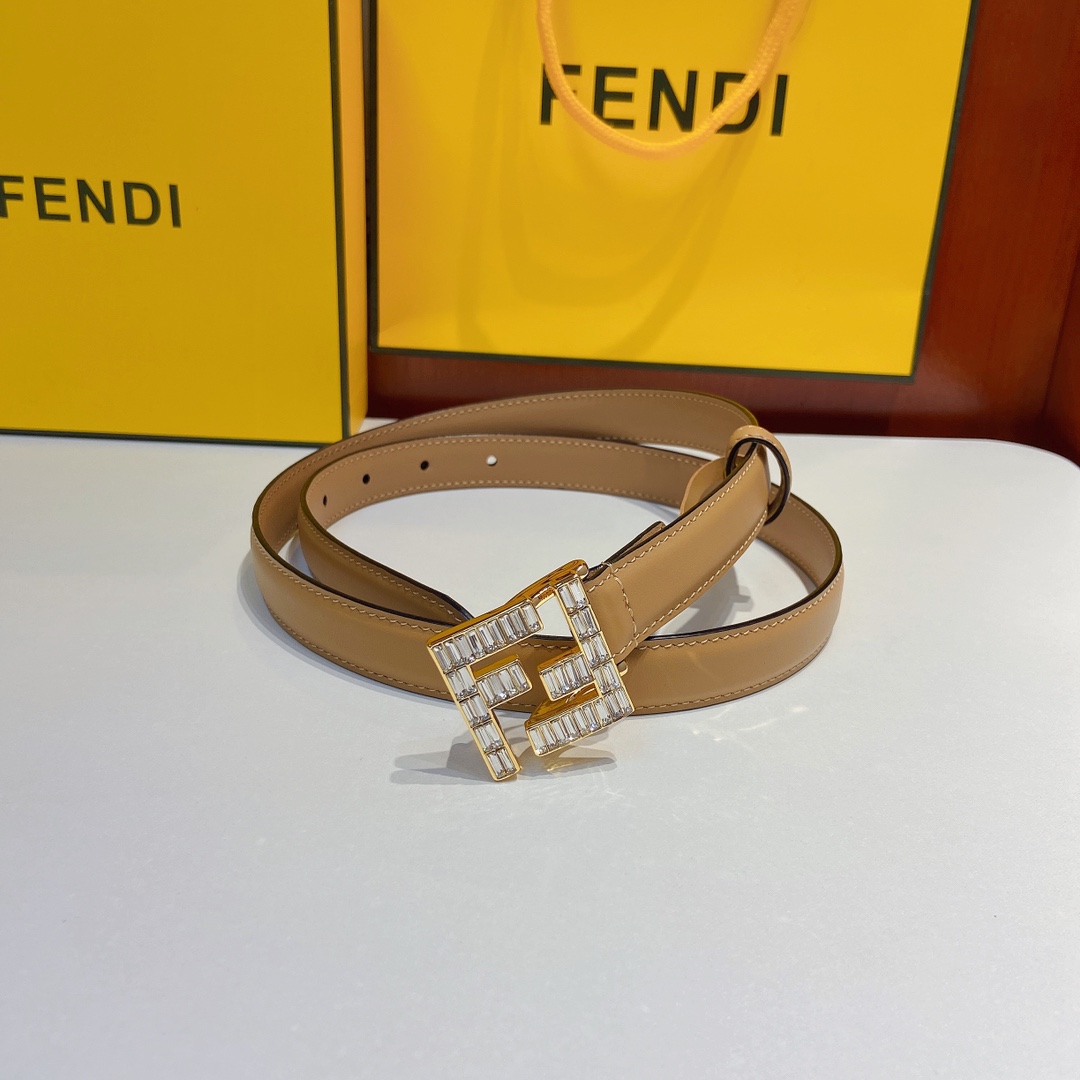 芬迪FENDI双面原版皮腰带采用原版
