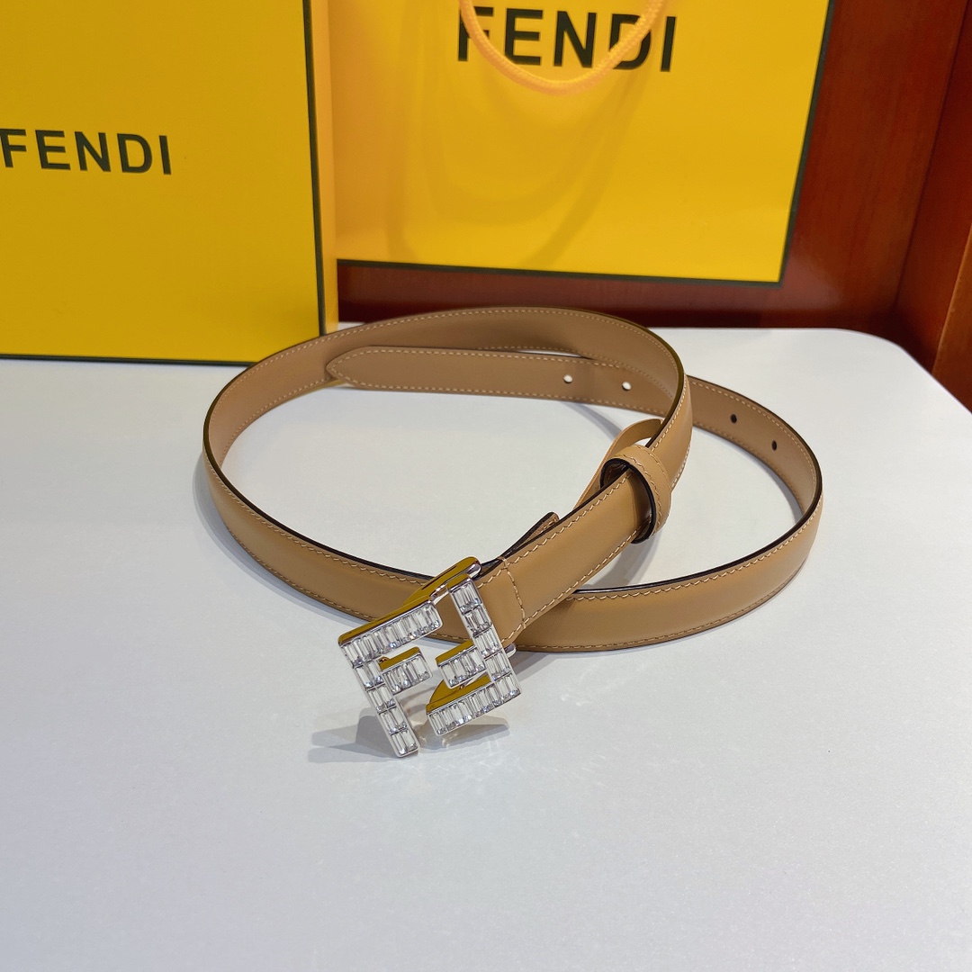 芬迪FENDI双面原版皮腰带采用原版