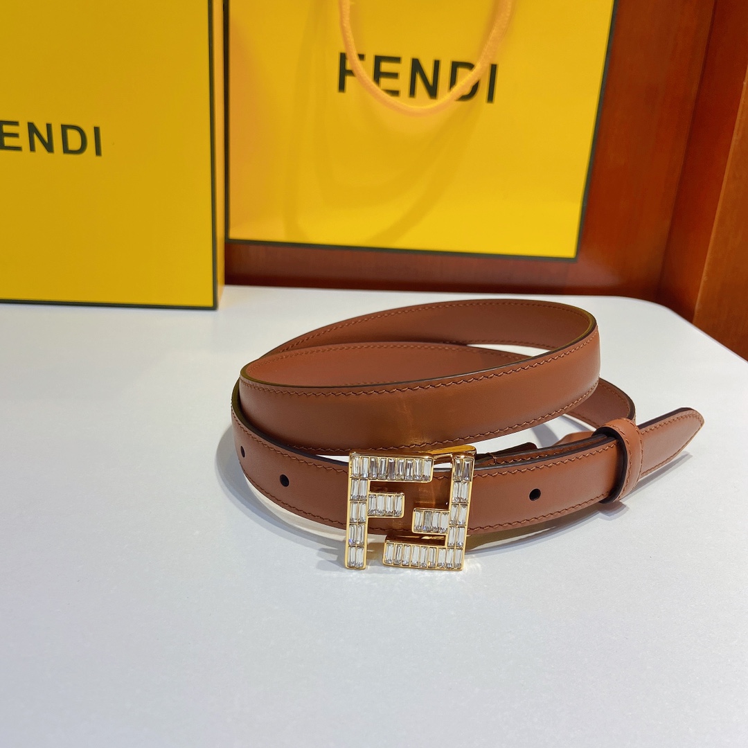 芬迪FENDI双面原版皮腰带采用原版