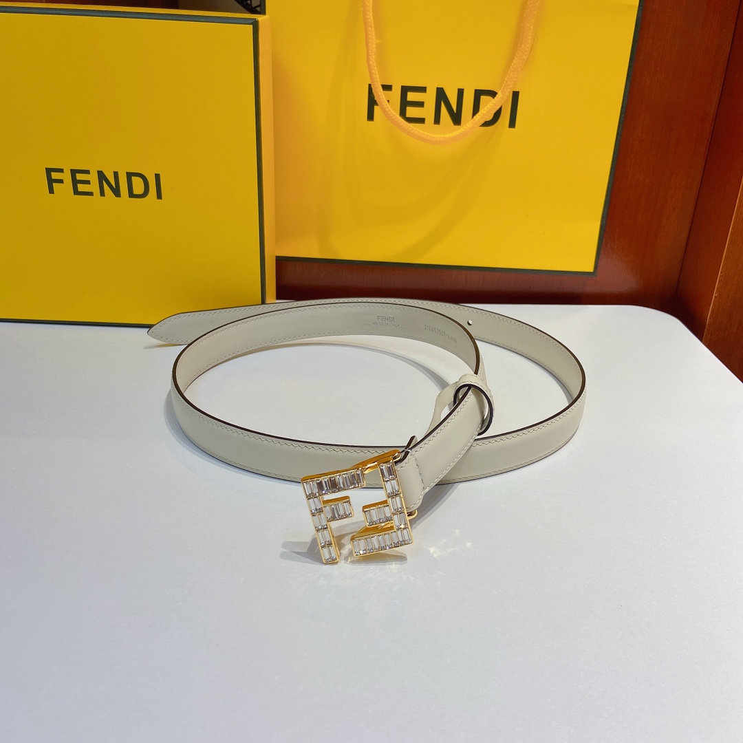 芬迪FENDI双面原版皮腰带采用原版