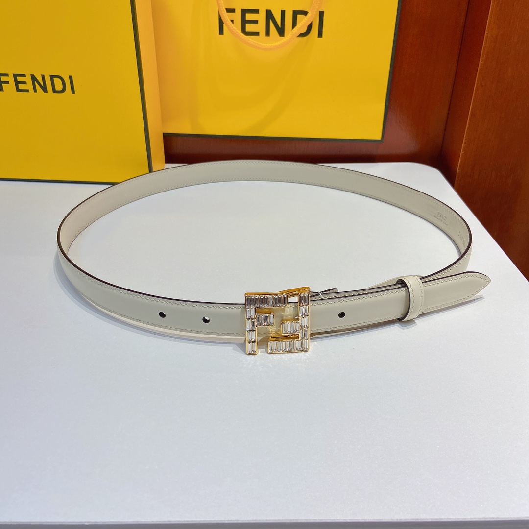 芬迪FENDI双面原版皮腰带采用原版