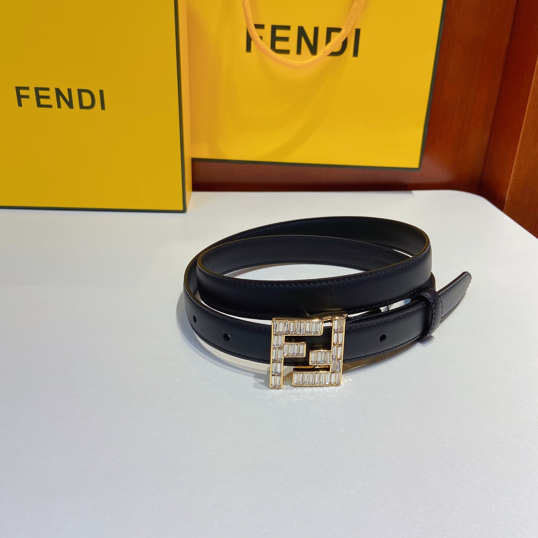 芬迪FENDI双面原版皮腰带采用原版