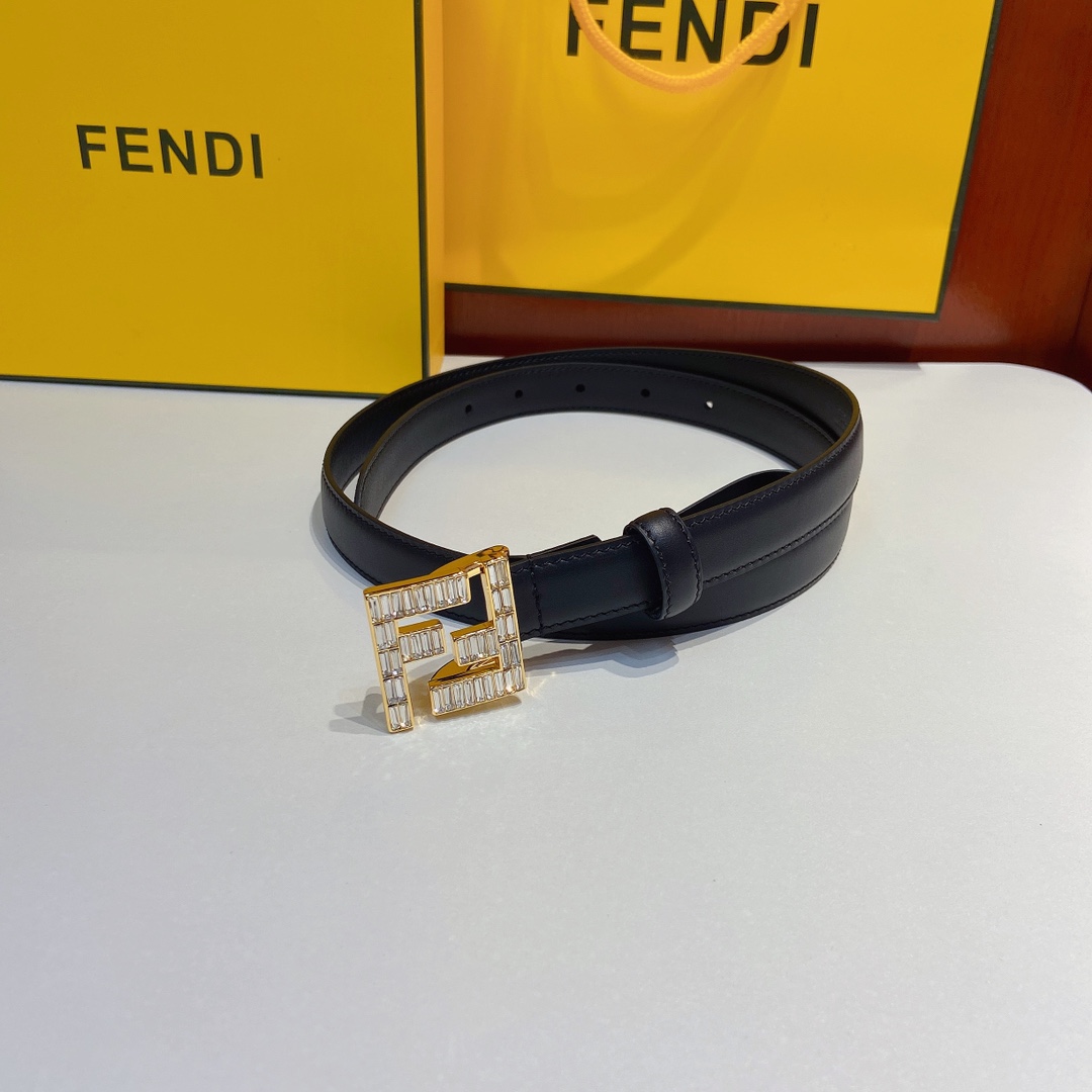 芬迪FENDI双面原版皮腰带采用原版