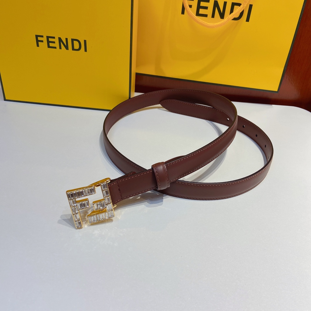 芬迪FENDI双面原版皮腰带采用原版