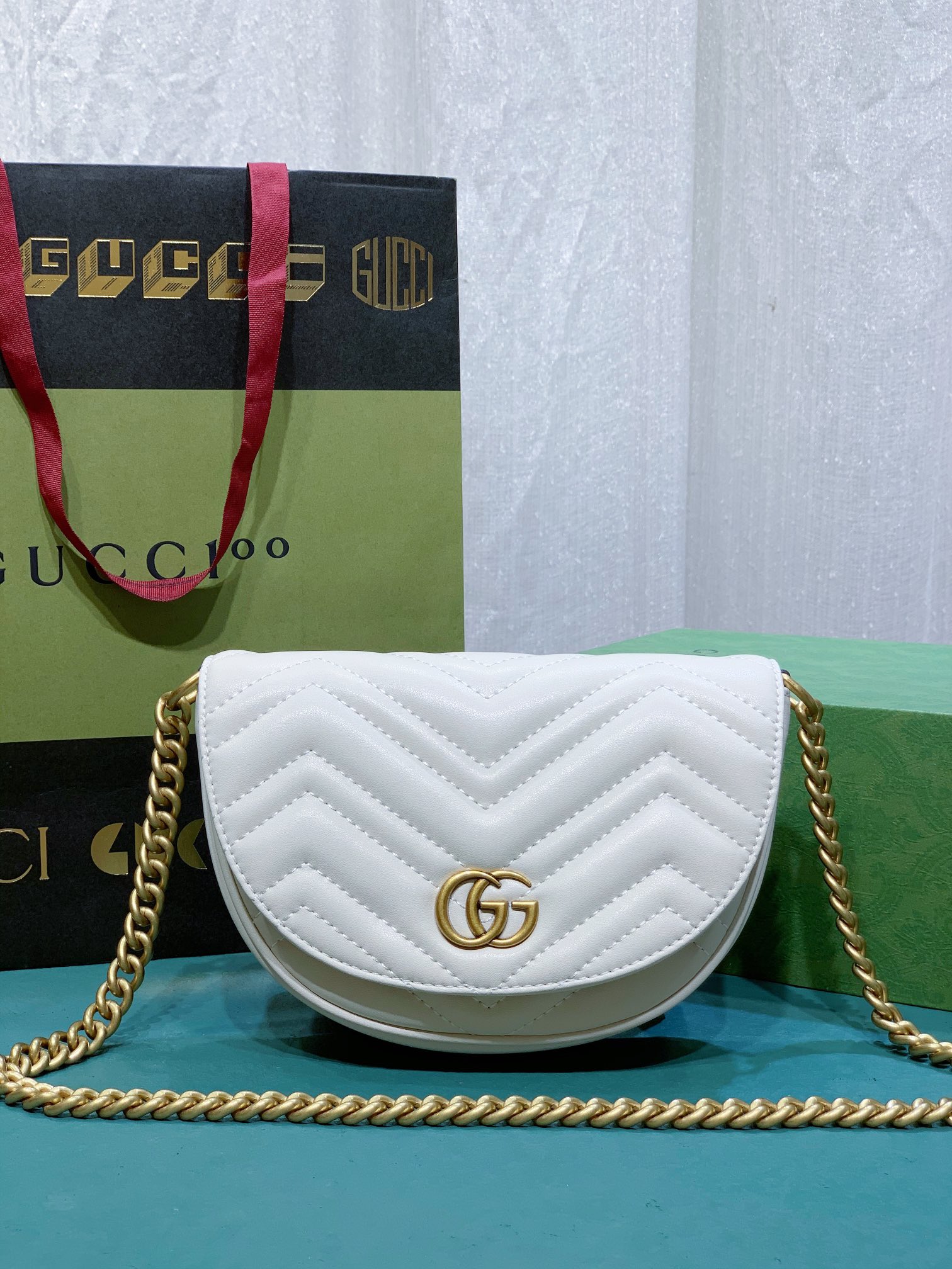 CHANEL Shoulder bag leather