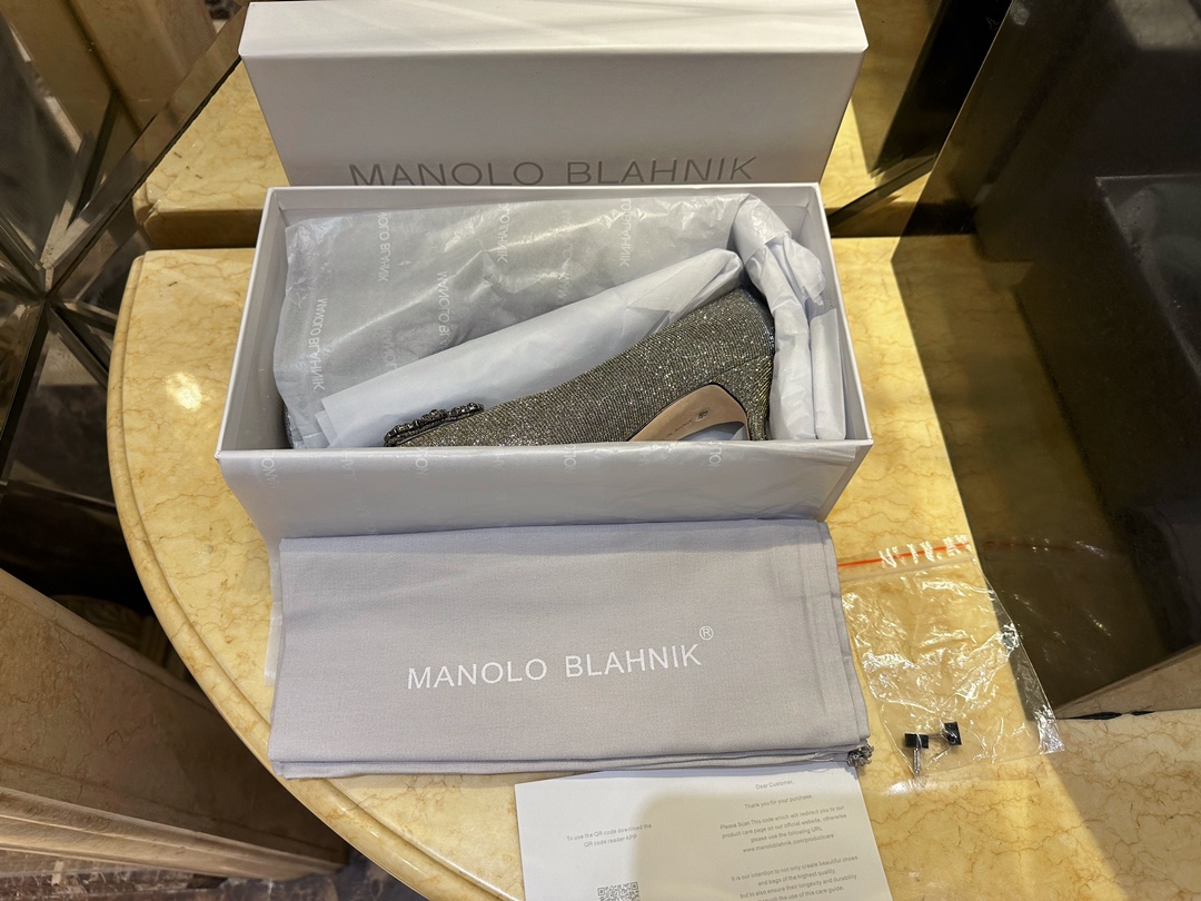 Manolo Blahnik נעליים מצעדות עקב גבוה