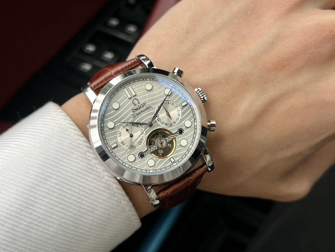 Omega Swiss Master Horology Mechanical Watch Timepiece Ref.37FD01C0 6