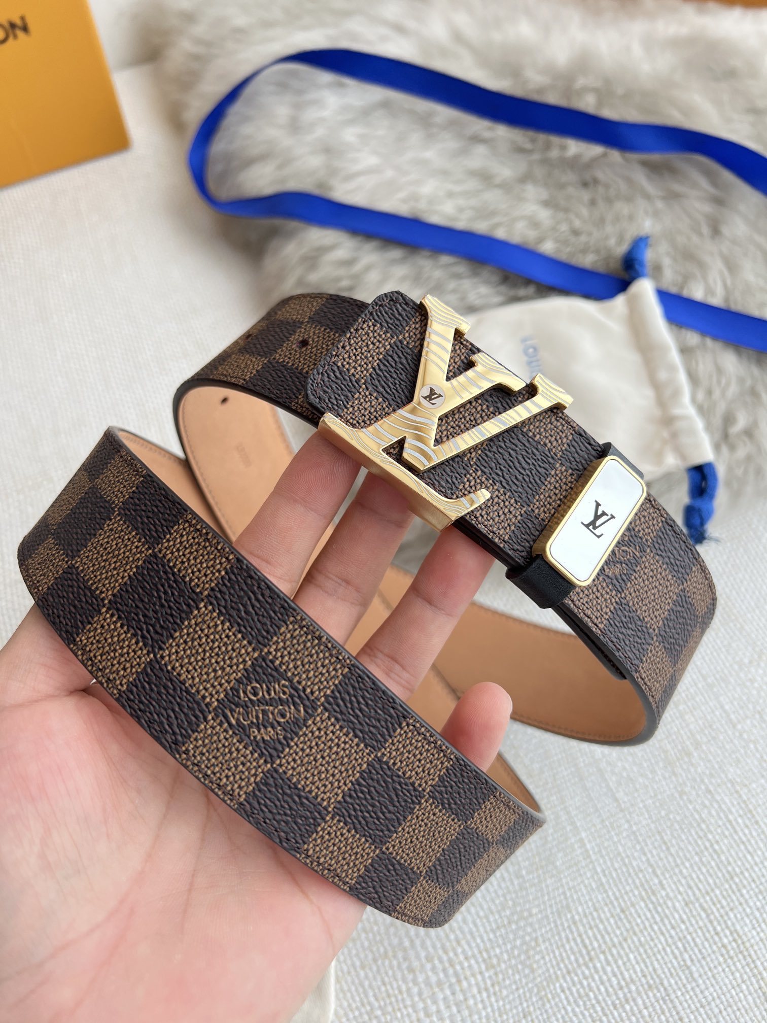 品名LV..路易..威登️腰带皮带原