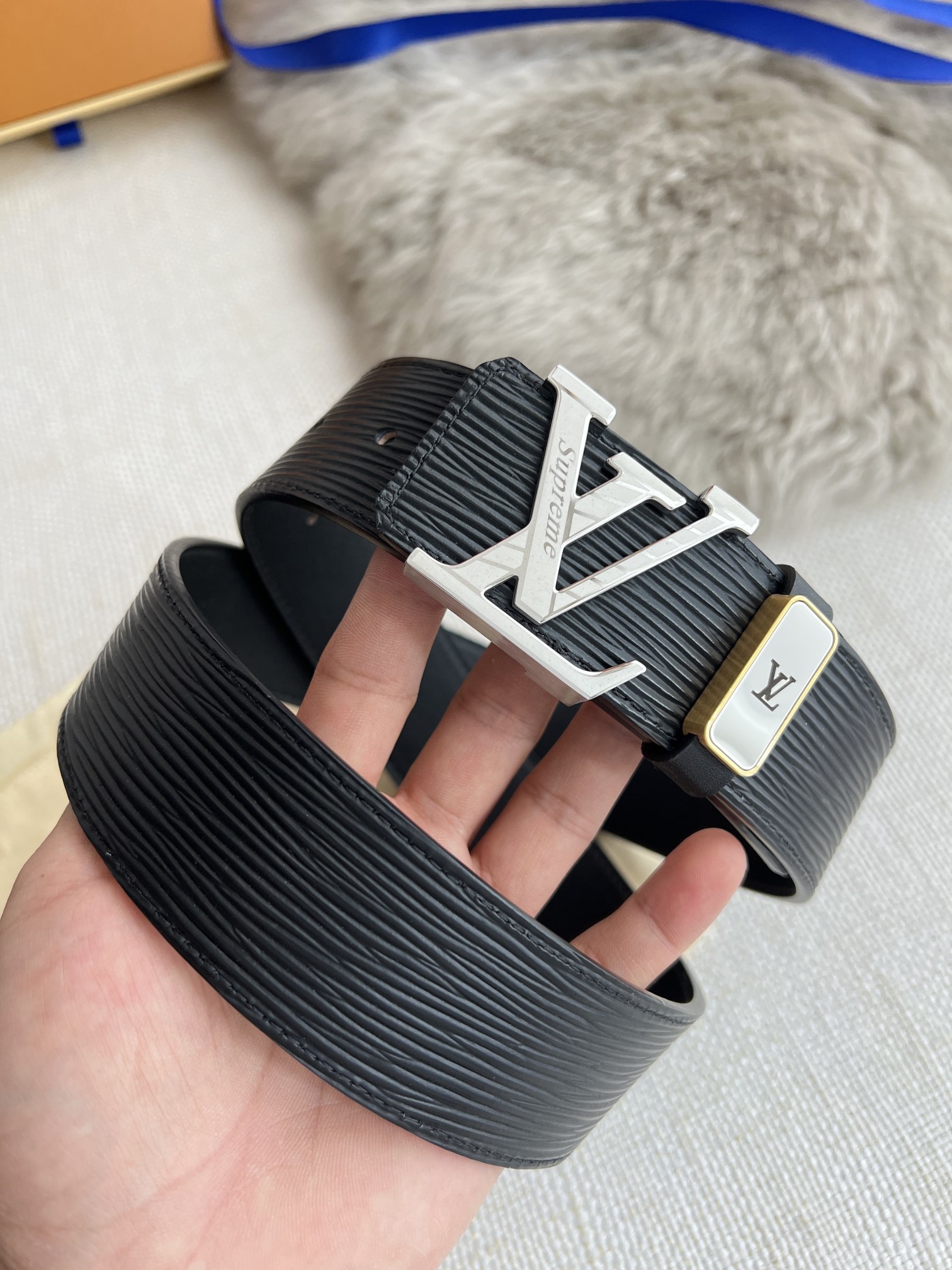 Louis Vuitton New
 Belts Silver Hardware Epi Cowhide