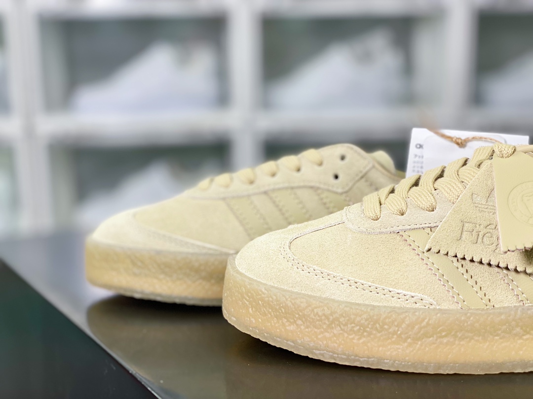 KITH x Clarks x 【Adidas】 Originals 8th Street Samba ”Savannah” Samba Sneakers ”Desert Yellow Rubber Sole” ID7298