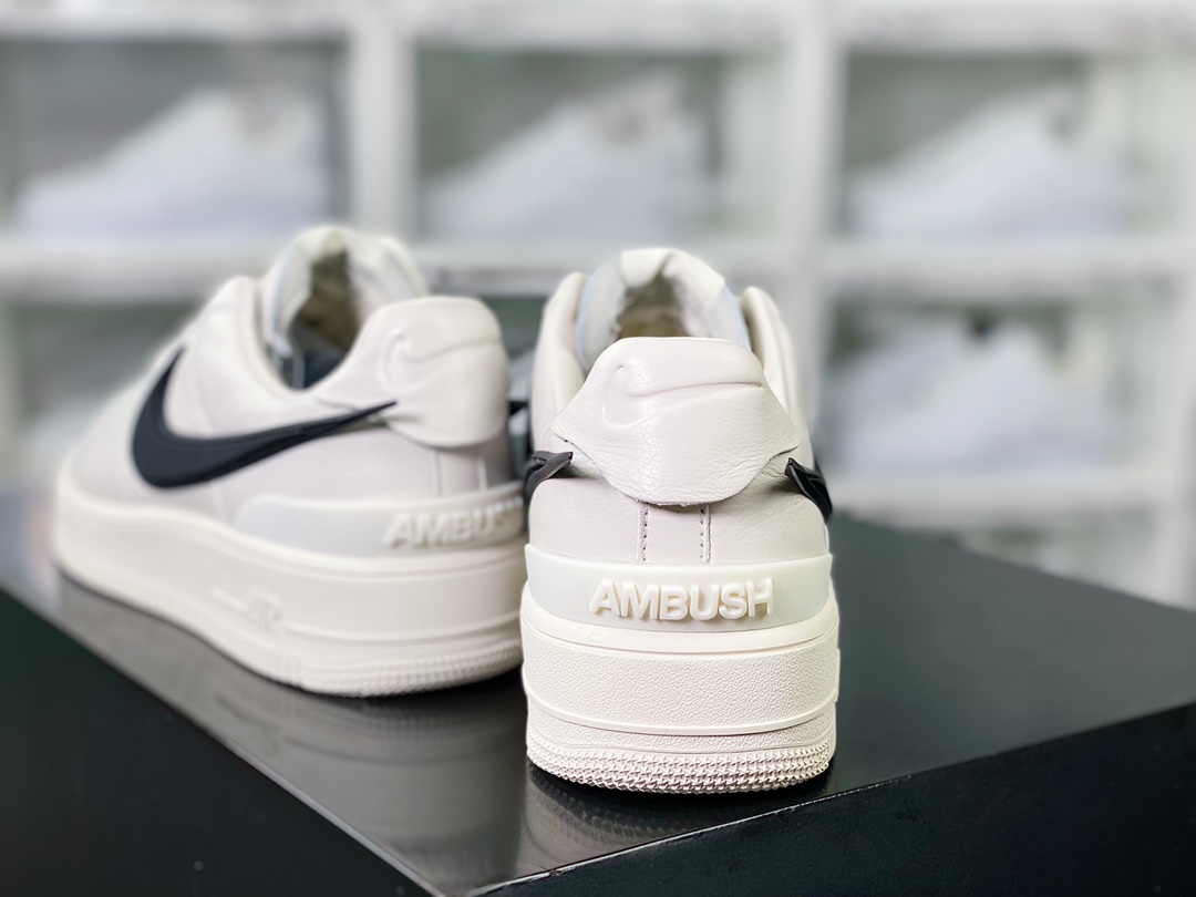380  Air Force 1 Low SP”Phantom”空军一号宽底版系列低帮板鞋“联名米白黑大钩”DV3464-002