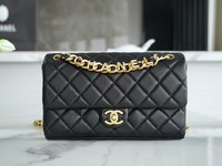 Chanel Classic Flap Bag Designer
 Crossbody & Shoulder Bags Vintage Chains