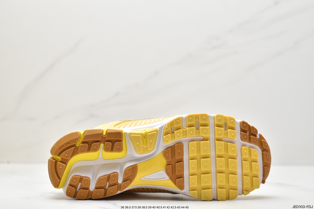 150 耐克Nike Zoom Vomero 5 SP”Vast Grey/Sail”马拉松复古跑五代休闲运动慢跑鞋 FJ4453-765