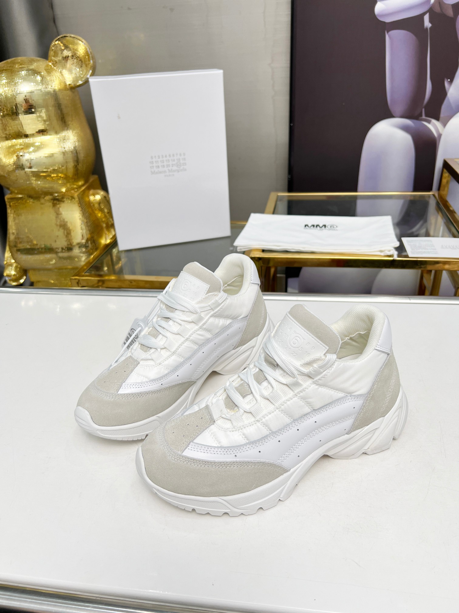 P320 Modelos de pareja Maison Margiela-Margiela muestran nuevos MM6 lavados vintage viejos zapatos c