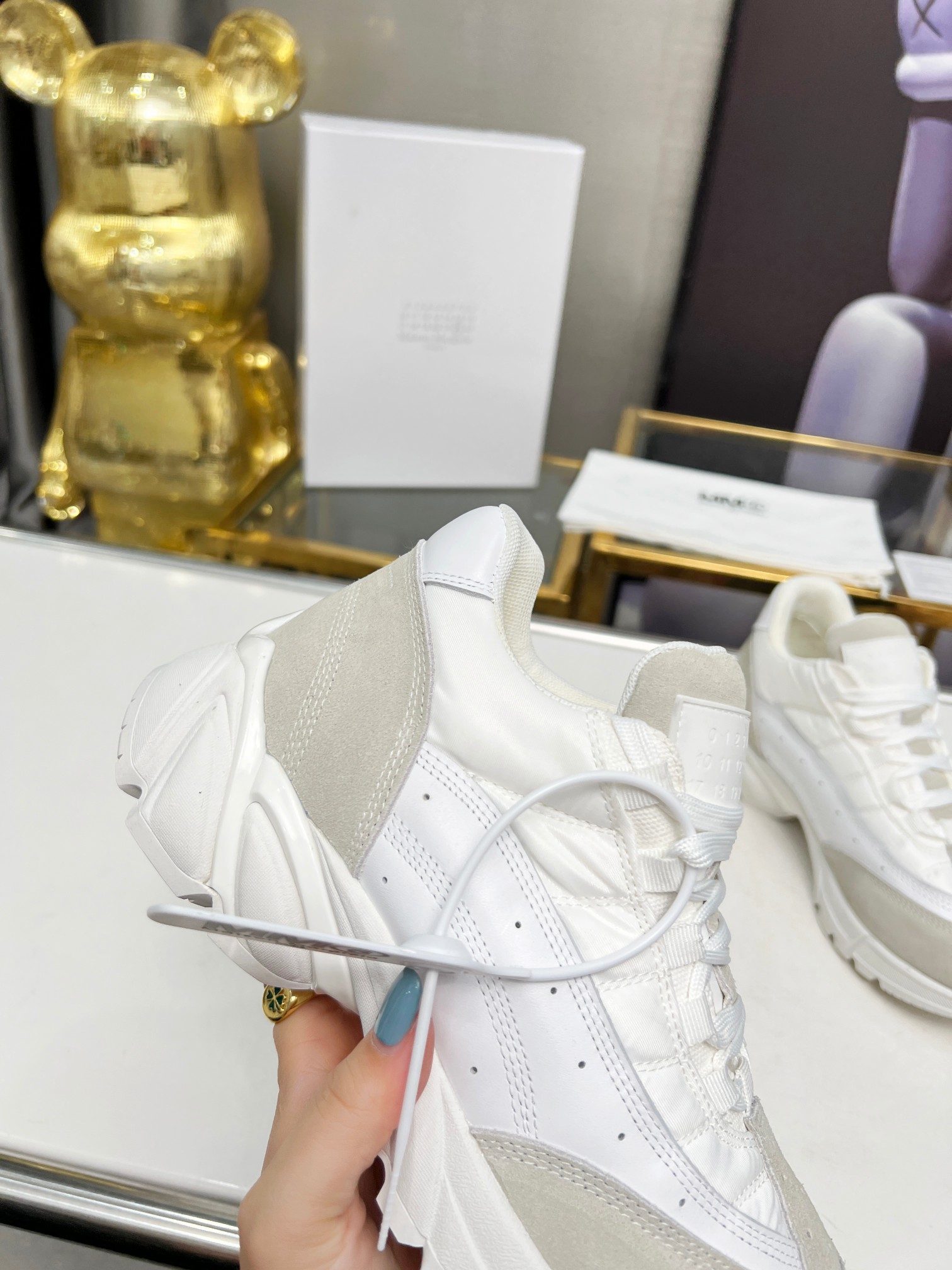 P320 Modelos de pareja Maison Margiela-Margiela muestran nuevos MM6 lavados vintage viejos zapatos c