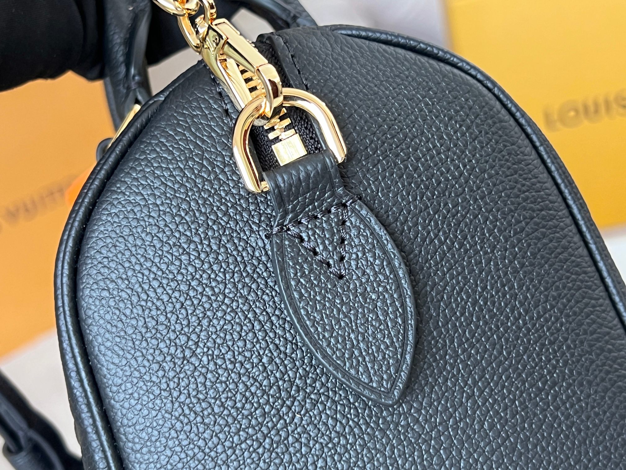 NO:202613,Original cowhide M58953 black M58954 white This model Seedy Bandoulière 20 pillows more details..., LV [top original list], louis vuitton, cowhide19860909原厂牛皮M58953黑M58954白 本款 Seedy Bandoulière 20枕头更多细节……,LV【顶级原单】,louis vuitton,cowhide,Bag