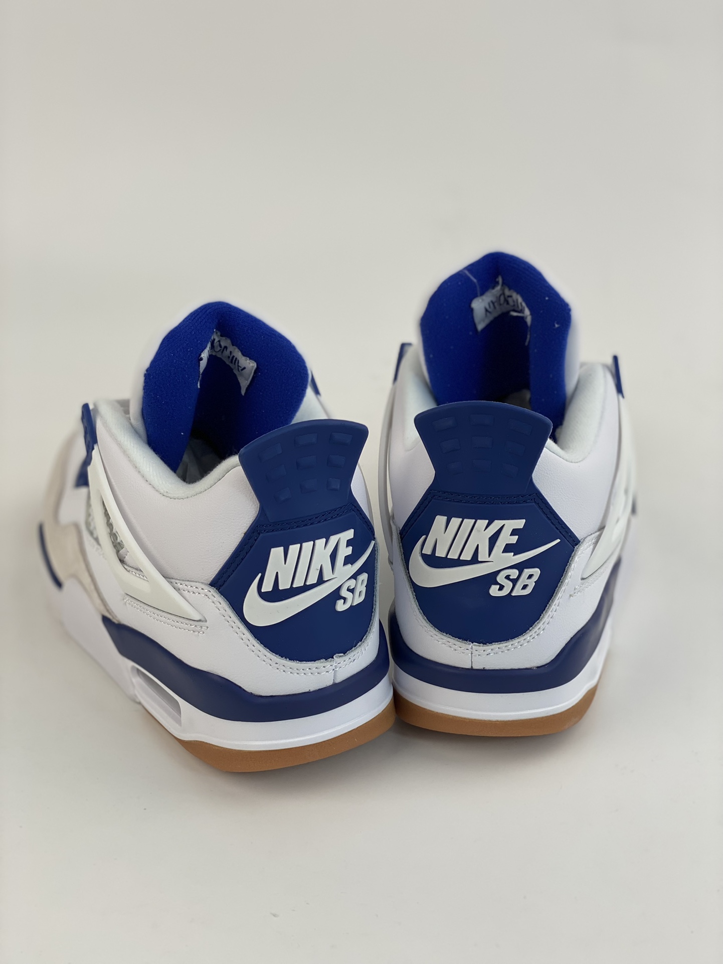 Nike SB x Air Jordan 4 Retro White Blue DR5415-103