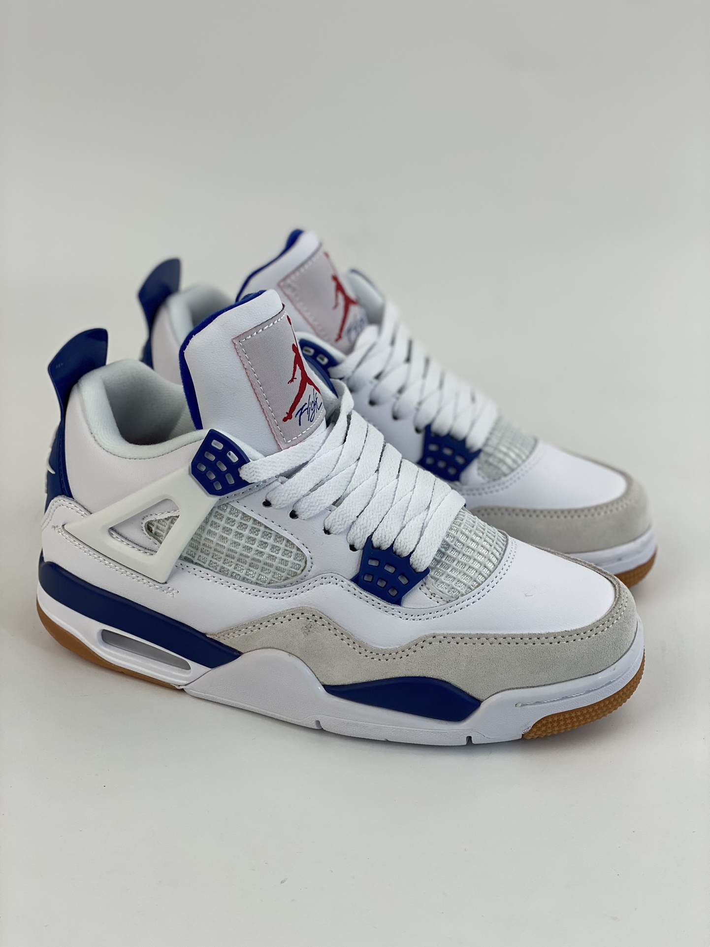 Nike SB x Air Jordan 4 Retro White Blue DR5415-103