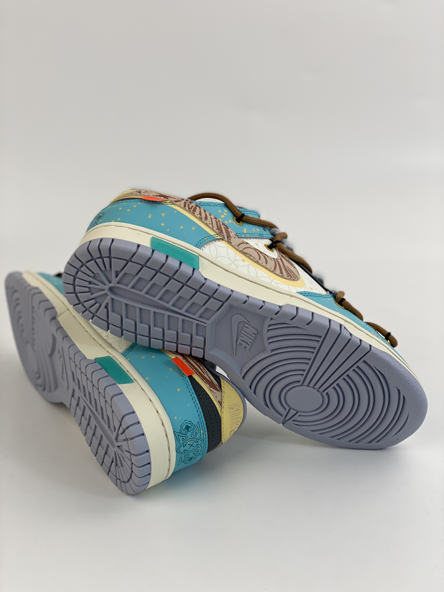 200 NIKE SB Dunk Low 白蓝绑带 DJ6188-003
